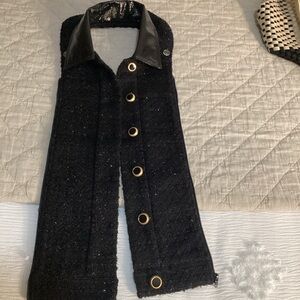 Veronica Beard Dickey.